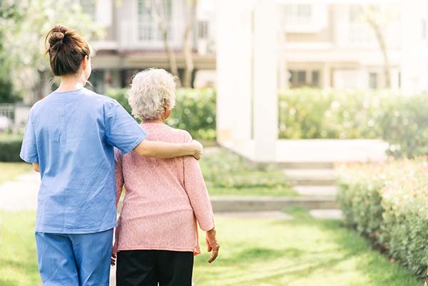 Relación y comunicación con la persona anciana